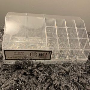 Multi-Use Cosmetic Organizer-16 Compartment